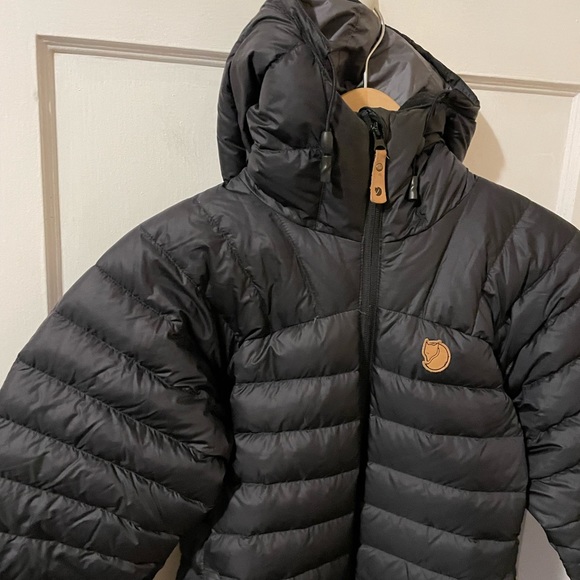 Fjallraven Snowflake Down Parka Black - Picture 3 of 11